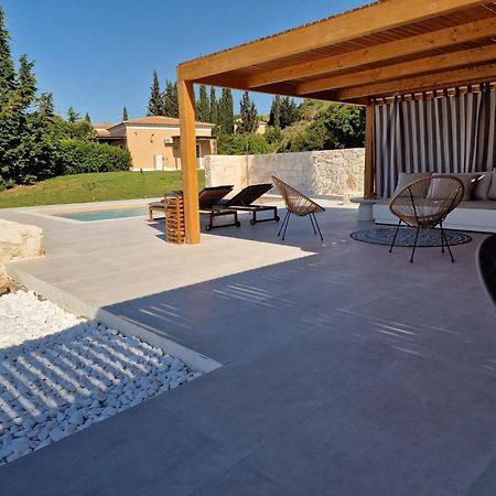 Sunny Villas Klísmata Exterior foto